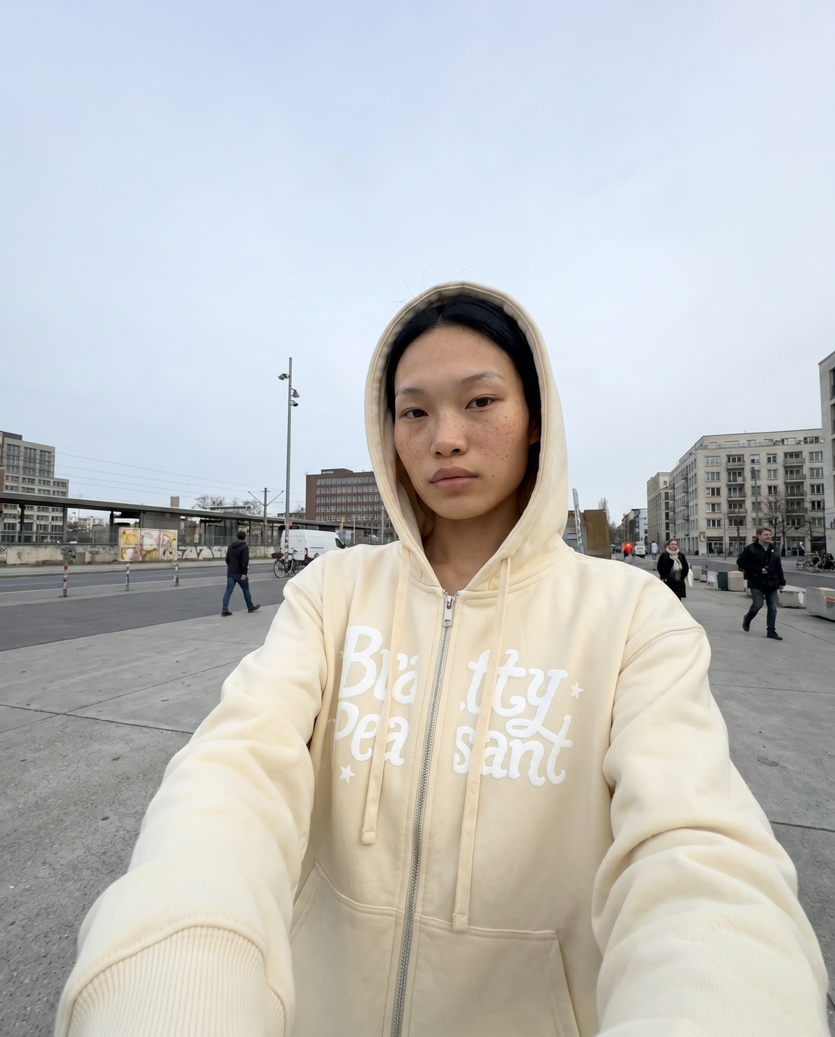 Drop-Shoulder Zip Up Hoodie